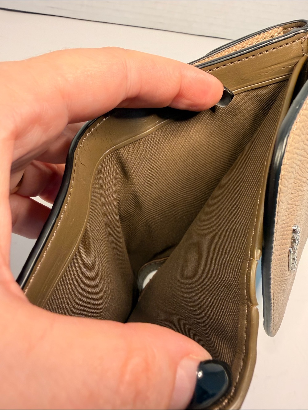 Coach Colorblock Small
Trifold Wallet - Picture 5 of 8
